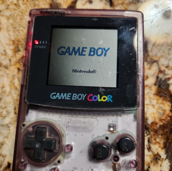 Game Boy Color - Picture 7 of 9